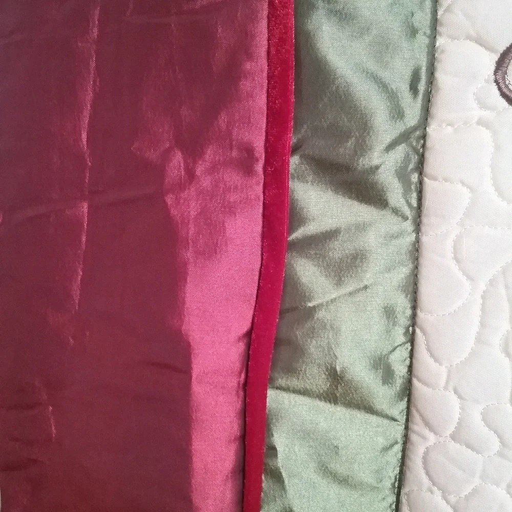 Season of Peace Poinsettia Quilted Throw NWT